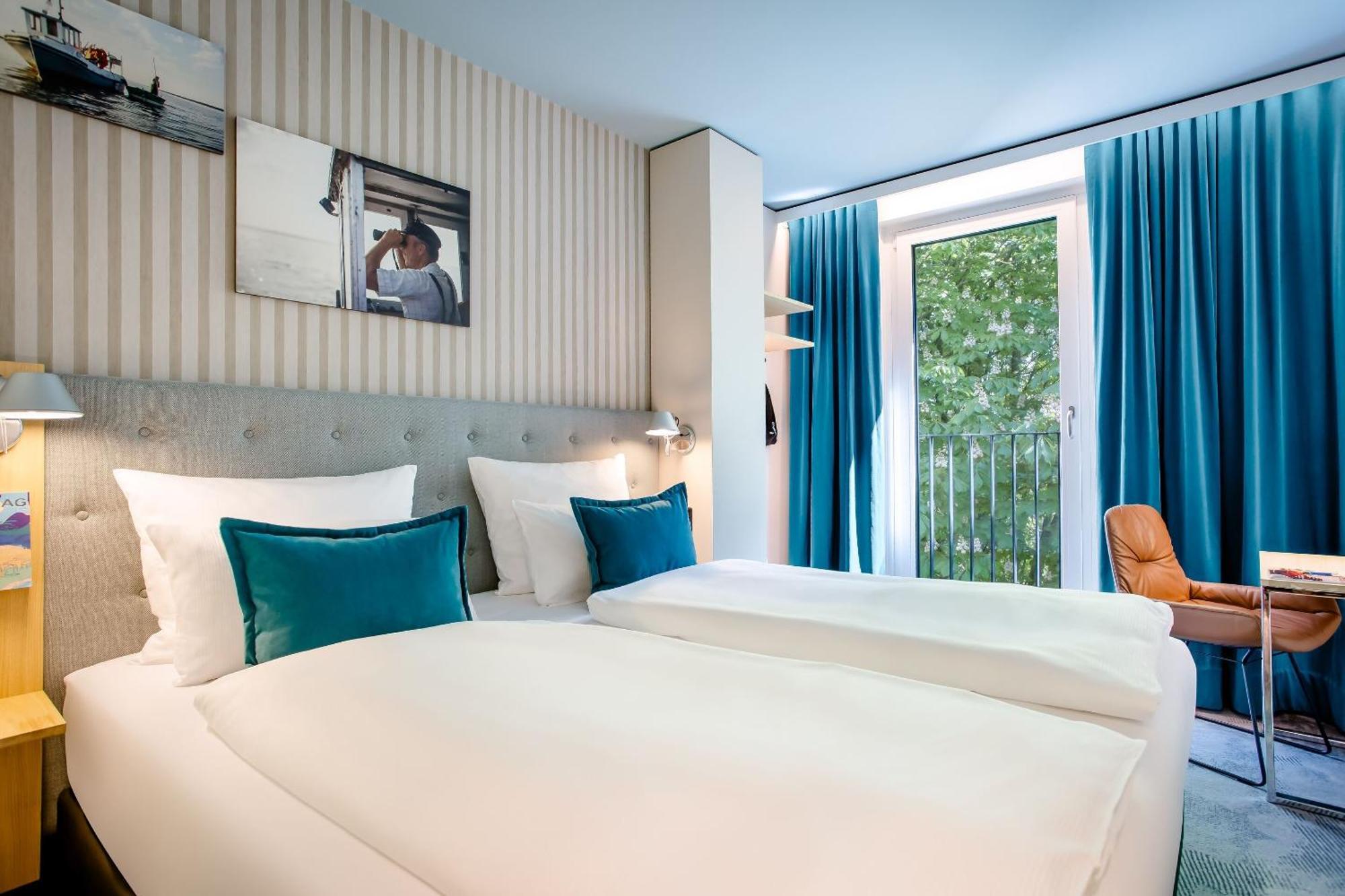 Motel One Росток Екстер'єр фото