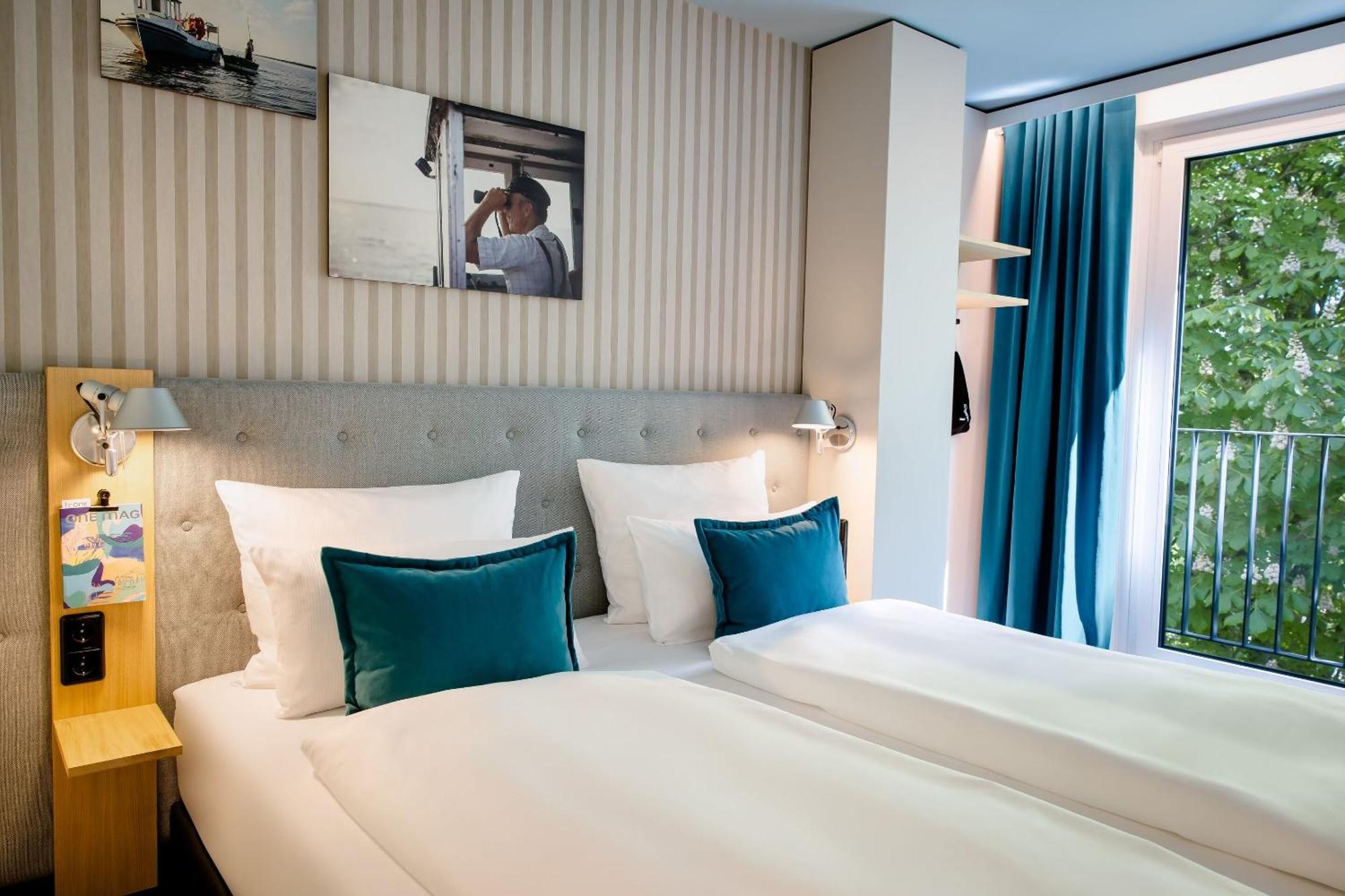 Motel One Росток Екстер'єр фото